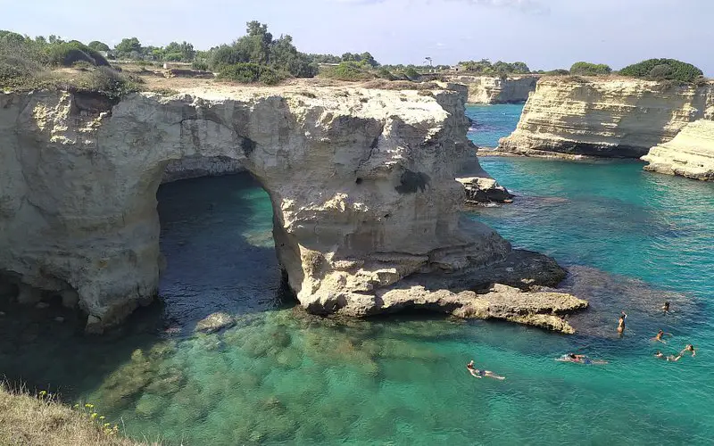 Faraglioni Di Torre Sant