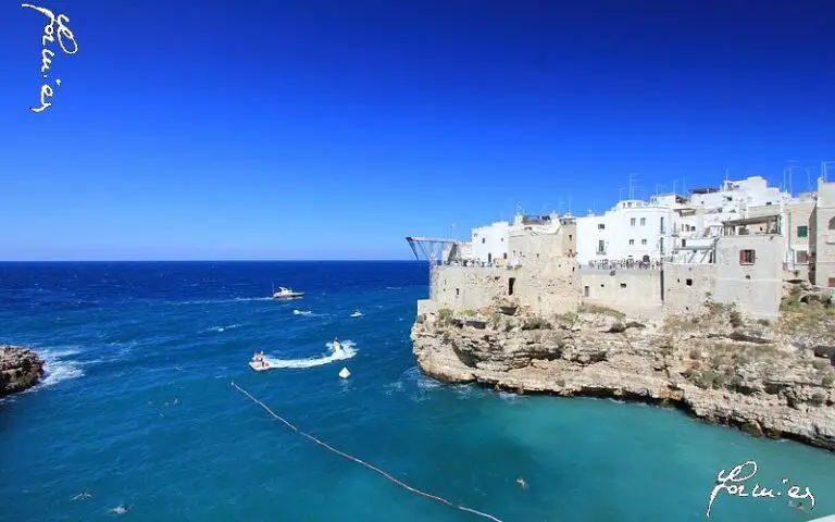 Descubre las mejores playas de la Provincia de Bari: disfruta del sol, el mar y la arena