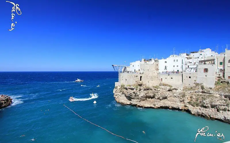 Descubre las mejores playas de la Province of Bari: disfruta del sol, el mar y la arena