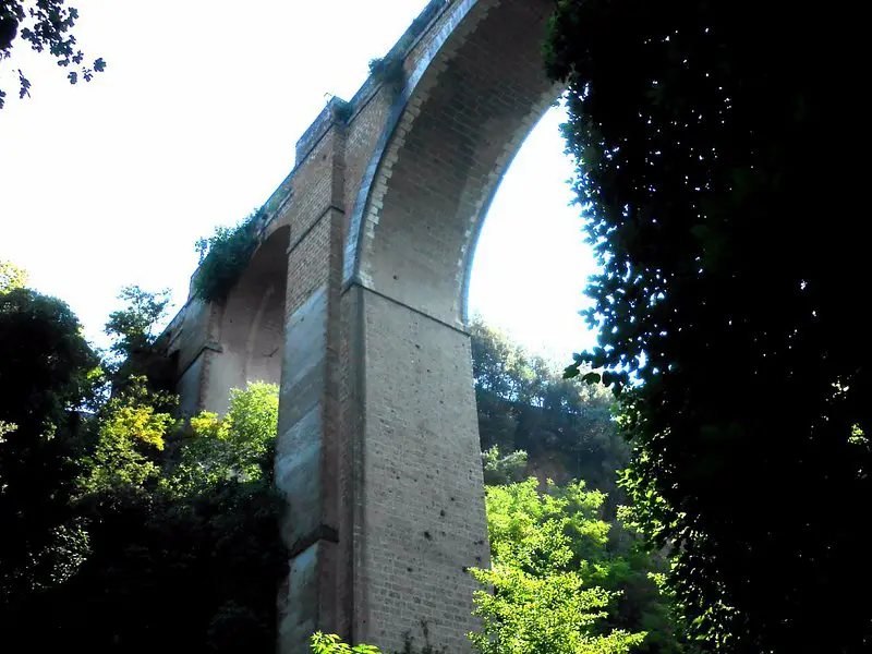 Ponte Clementino