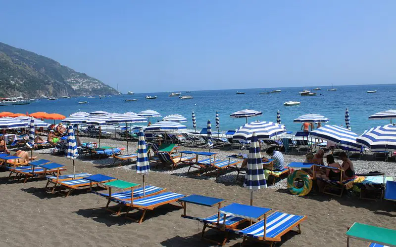 Las 10 mejores playas en la costa amalfitana: disfruta del paraíso italiano en el Mediterráneo