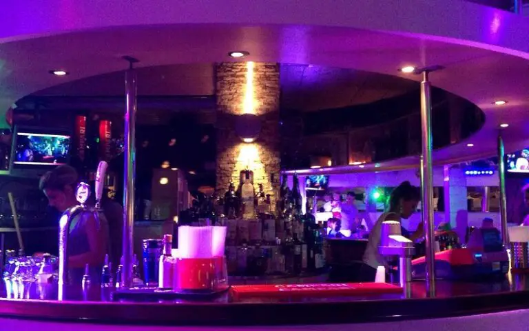 Los mejores bares y discotecas en Cervia para divertirte toda la noche