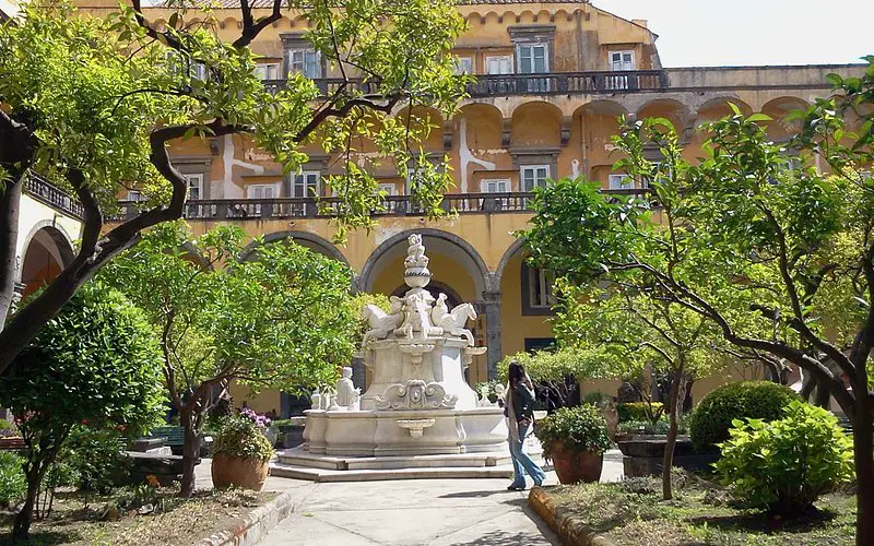 Chiesa e Chiostro di San Gregorio Armeno