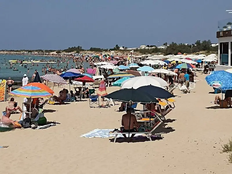 Spiaggia Torre Pali