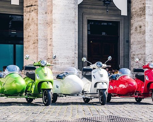 Vespa Sidecar Tour in Rome