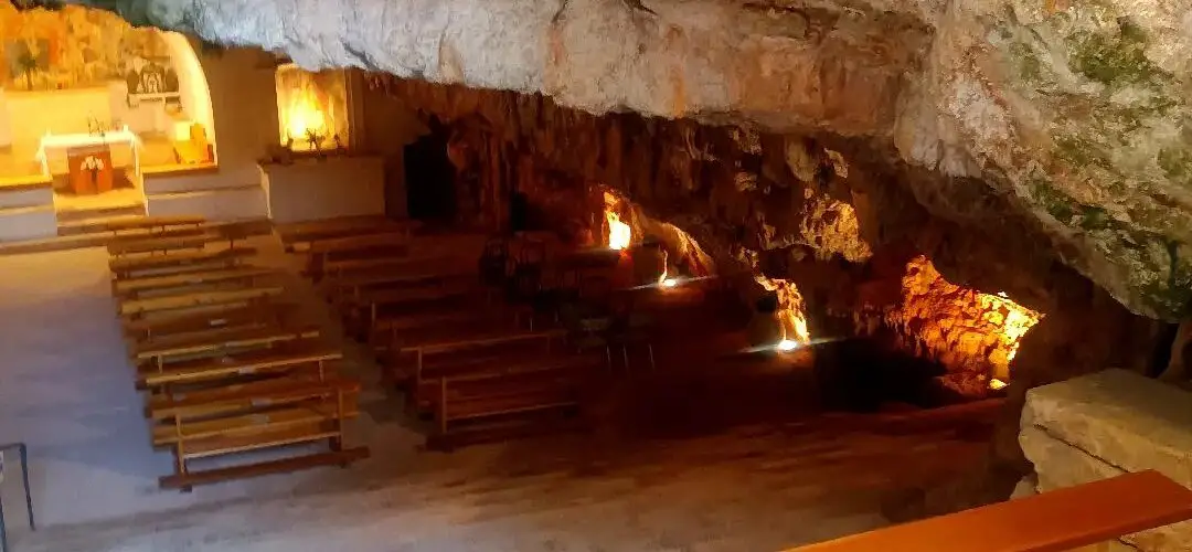 Grotta Sacra di San Michele Arcangelo in Monte Laureto