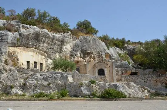 Eremo di Croce Santa