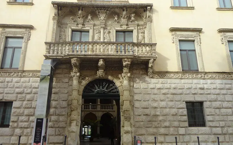 Palazzo della Marra