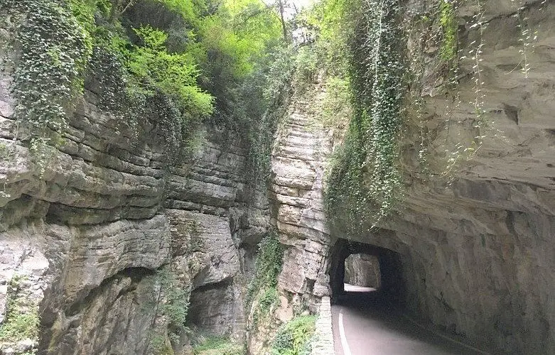 Strada Della Forra