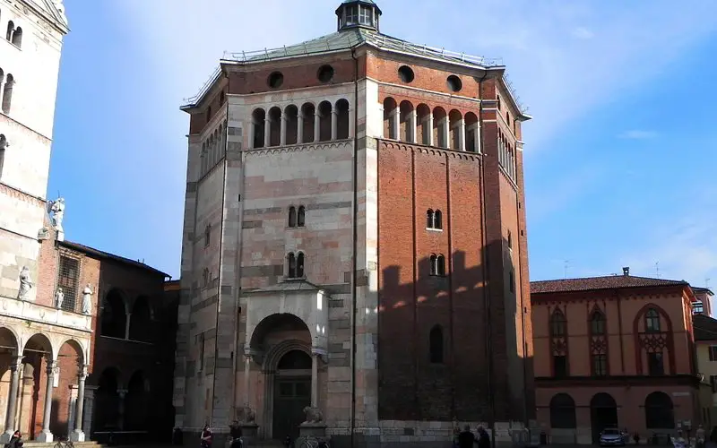 Cremona Baptistery - Museum of Romanesque Stones of Cathedral