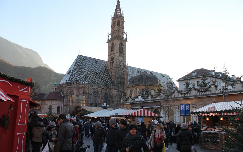 Bolzano Christmas Market: Una experiencia navideña mágica