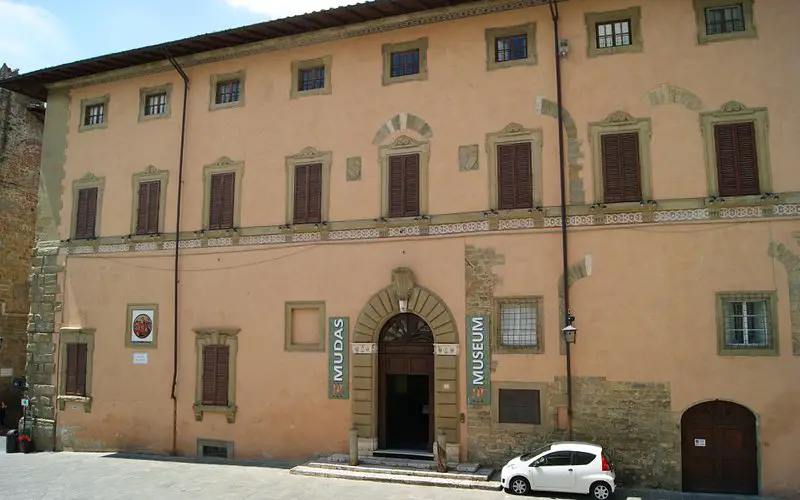 Mudas Museum e Palazzo Vescovile