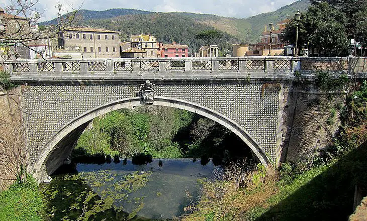 Ponte Gregoriano
