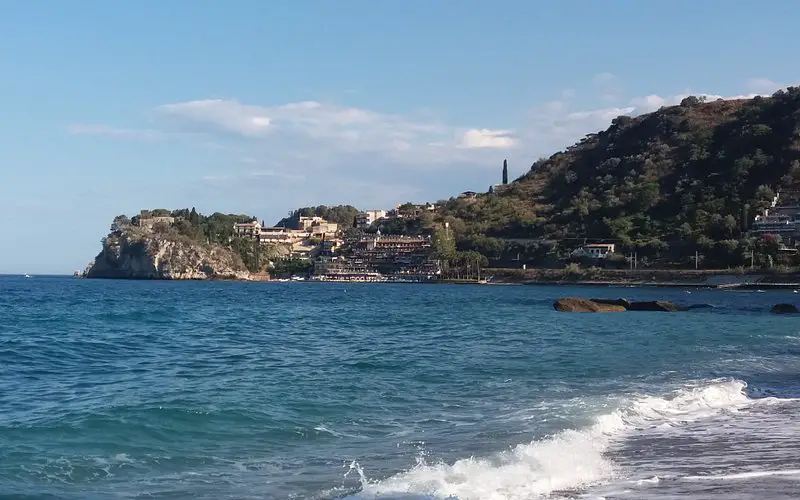 Spiaggia di Mazzeo