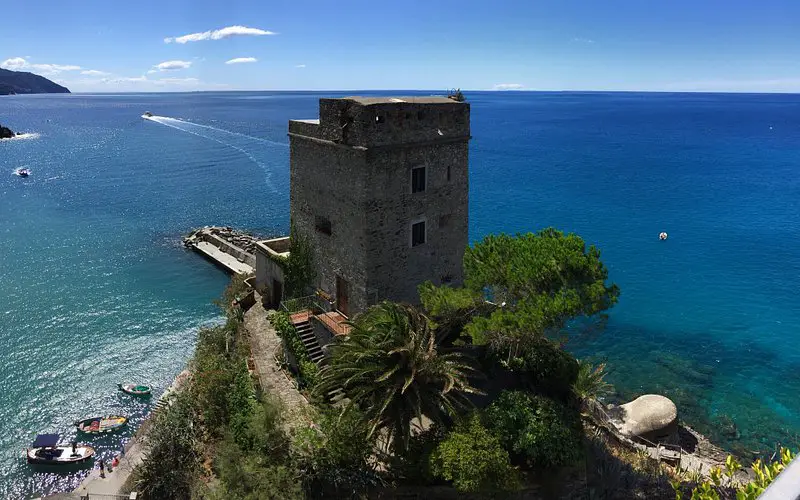 Descubre la Torre Aurora: Un tesoro en Monterosso