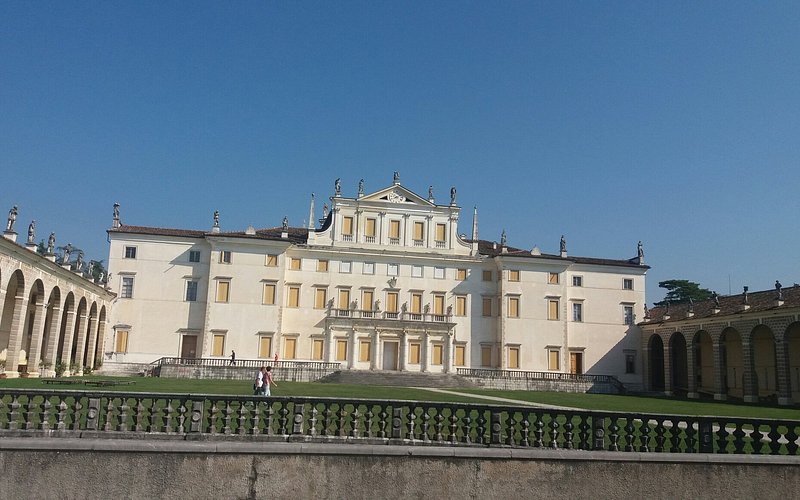 Villa Manin: Un tesoro histórico en el corazón de Friuli Venezia Giulia
