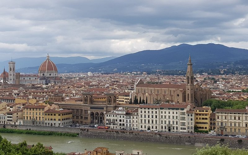 Descubre la Plaza de Miguel Ángel en Florencia