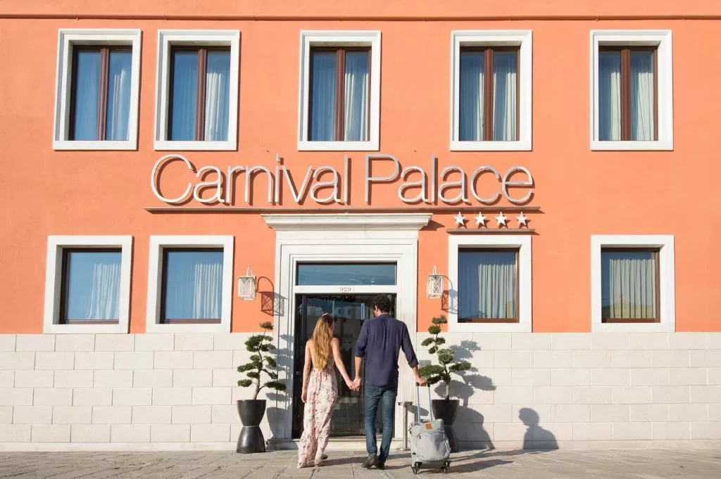 Carnival Palace - Venice Collection