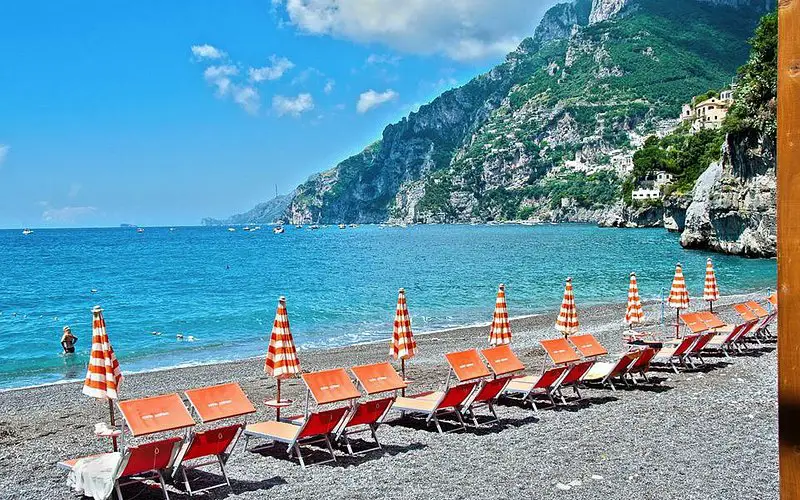 Descubre la belleza de Arienzo Beach Club en Positano