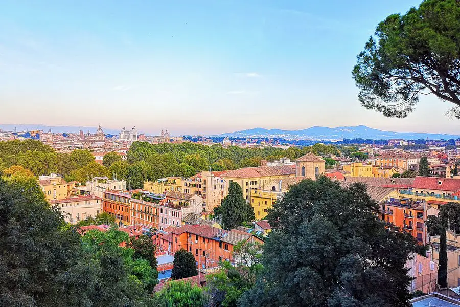 El encanto oculto del Colle del Gianicolo en Roma