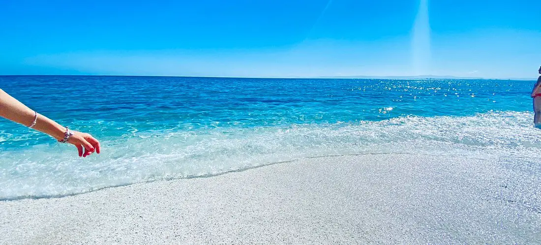 Descubre la maravillosa playa de La Pazzona en Italia
