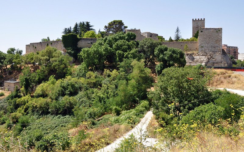 Explorando el encanto del Castello di Lombardia en Enna