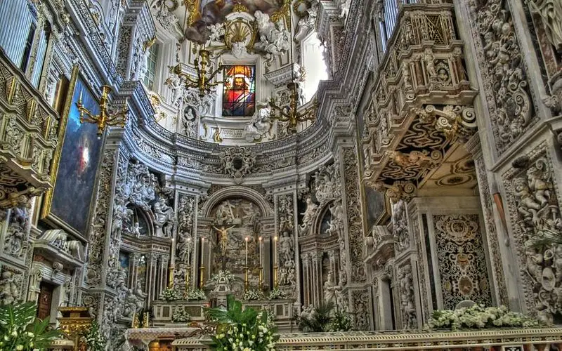 La majestuosidad de la Chiesa Del Gesu en Palermo