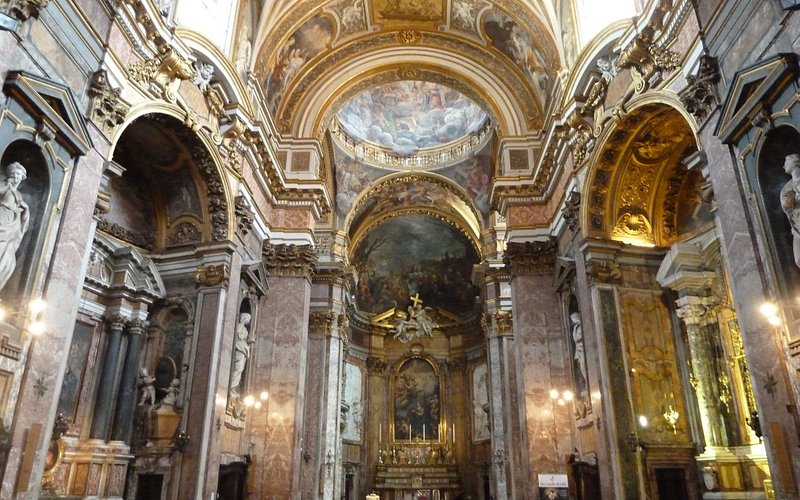 Descubriendo la Chiesa di Santa Maria Maddalena en Roma