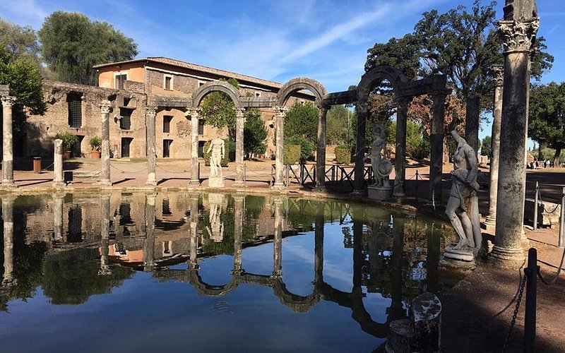 Descubre la majestuosidad de Villa Adriana en Tivoli
