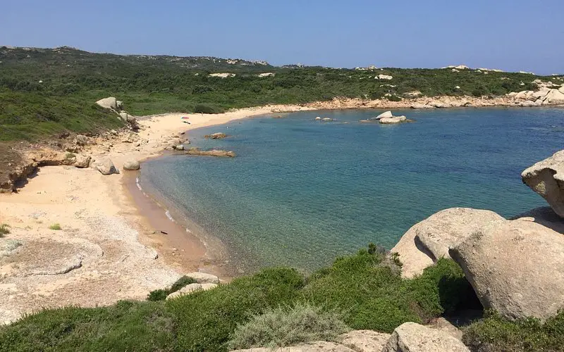 Explorando la belleza natural en Spiaggia La Licciola