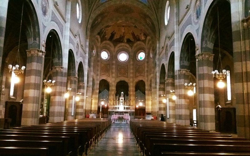Explorando la belleza de la Chiesa San Giovanni Evangelista