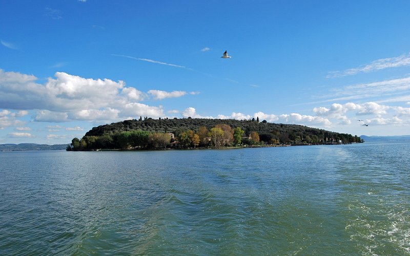 Descubre la encantadora Isola Maggiore: un remanso de paz en el lago Trasimeno