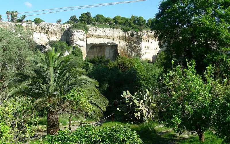 Descubre la Latomia del Paradiso en Siracusa