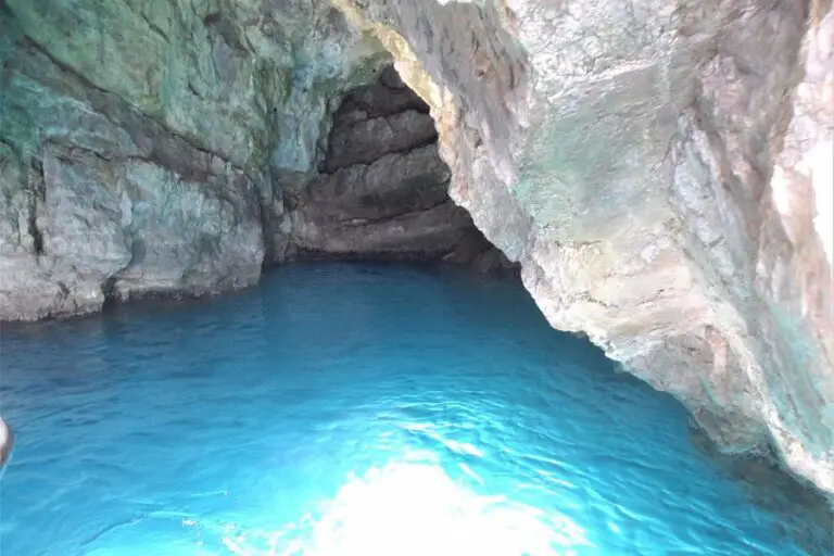 Explorando la fascinante Avventura nella Grotta Verde