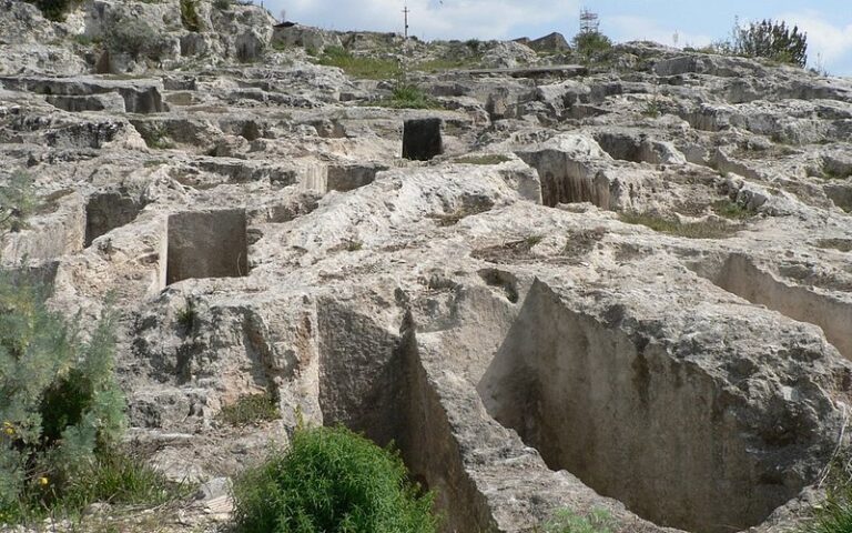Necropoli di Tuvixeddu