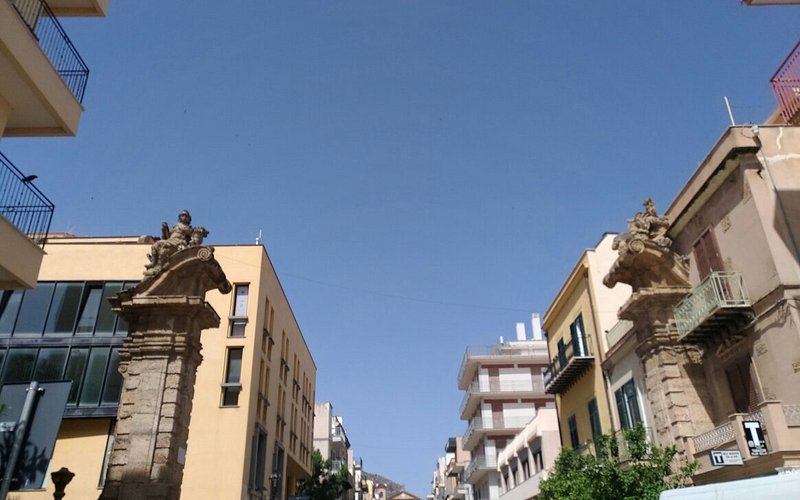 Descubre Corso Umberto I: Un paseo único en Olbia