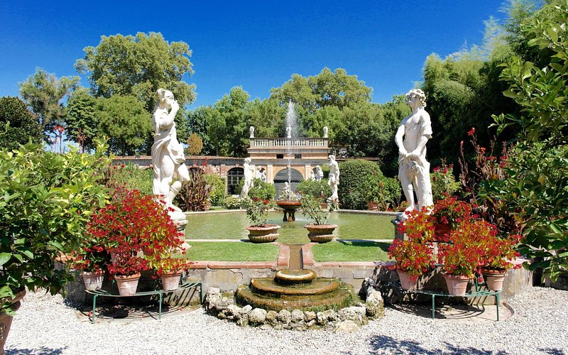Descubre el encanto del Palazzo Pfanner en Lucca