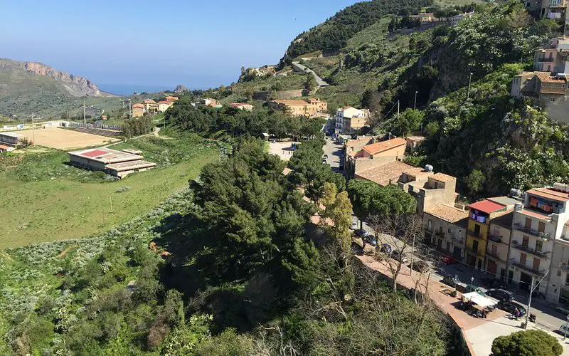 Descubre el encanto medieval del Castello di Caccamo