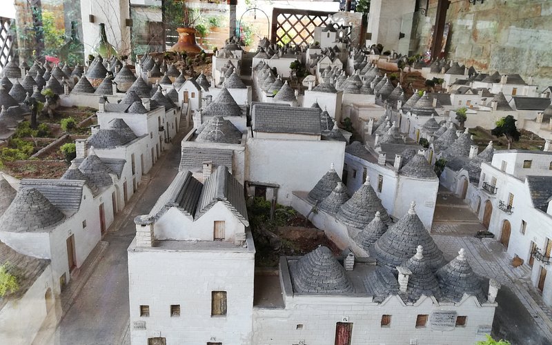 Descubre la magia de Alberobello en Miniatura