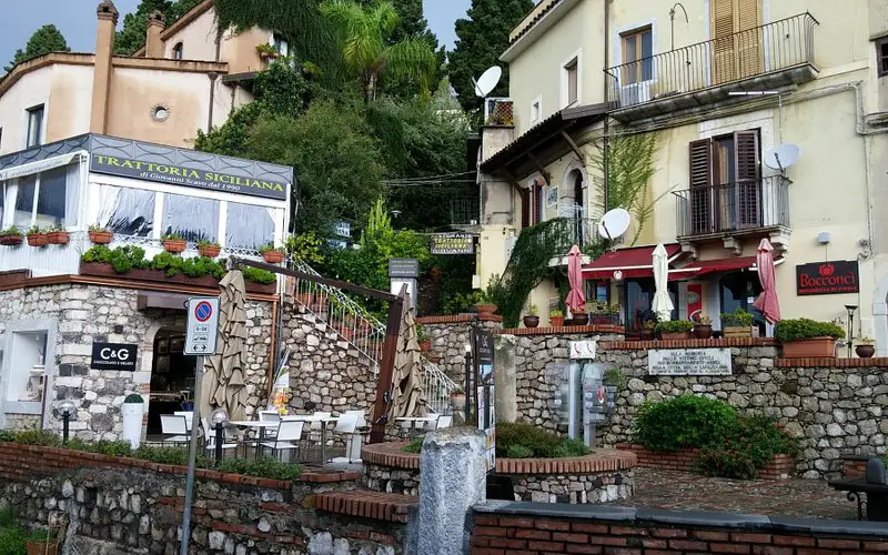 Descubriendo Porta Messina: La puerta de entrada a la encantadora Taormina