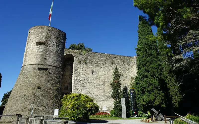 Descubre la majestuosidad de Rocca di Bergamo