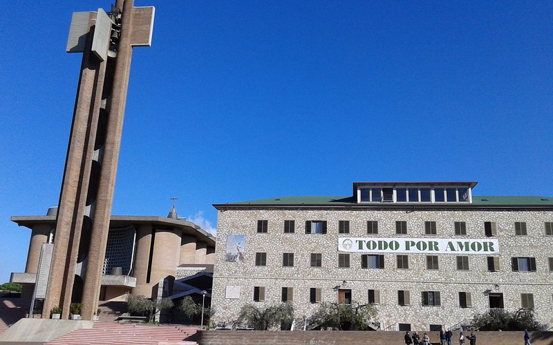 Descubre el Santuario dell'Amore Misericordioso: Un lugar de paz y devoción