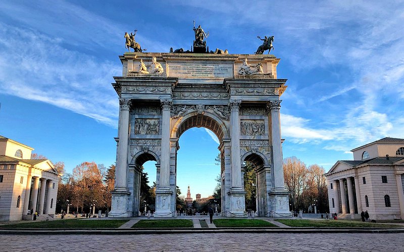 Descubriendo el encanto del Arco della Pace en Milán