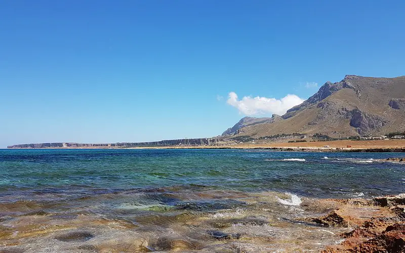 Descubre la belleza natural de Spiaggia Baia Rio Forgia