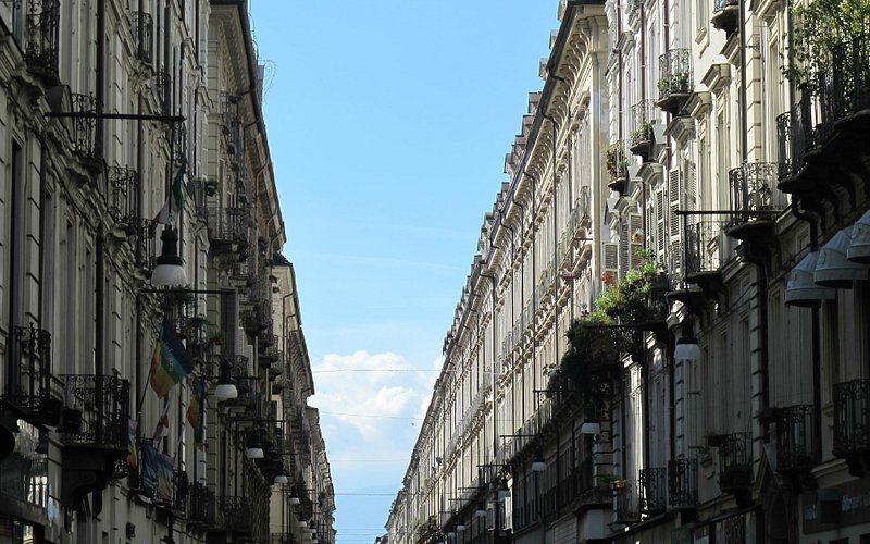 Descubriendo Via Garibaldi: Una joya peatonal en Turín
