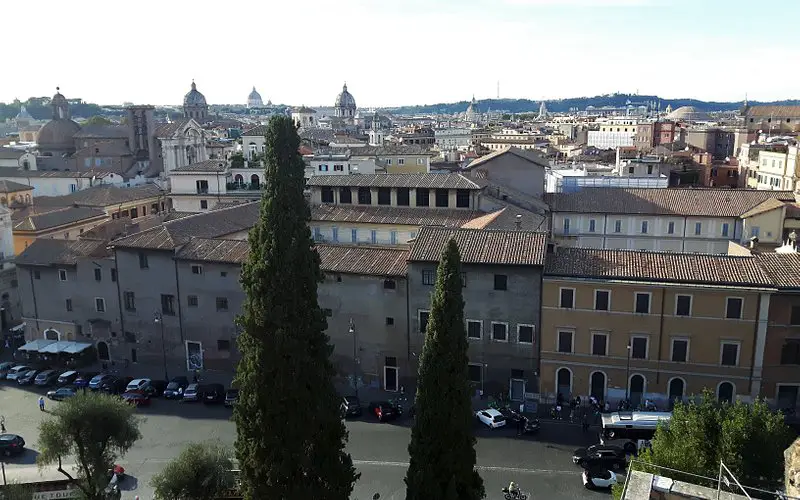 Descubre el encanto del Palazzo Caffarelli-Clementino en Roma